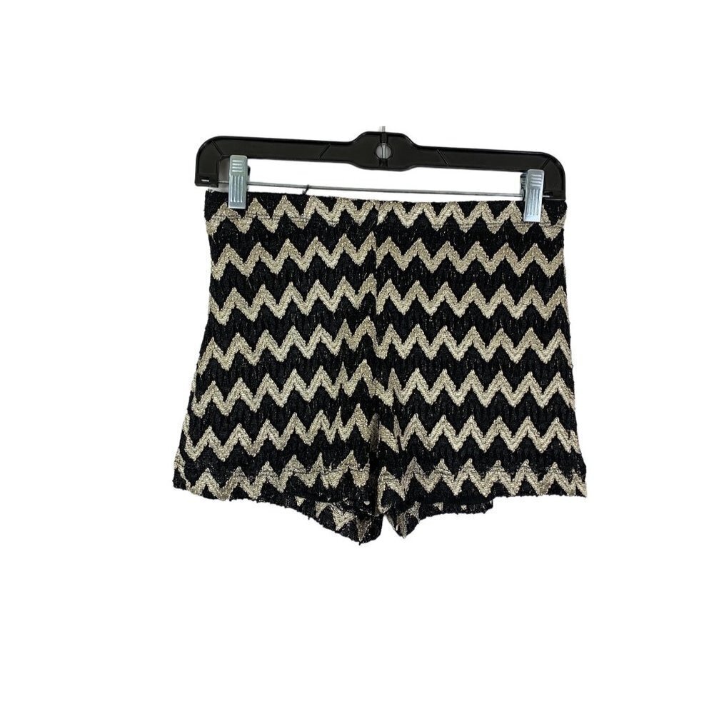 Lovely Day Women's Zig Zag Lace Shorts